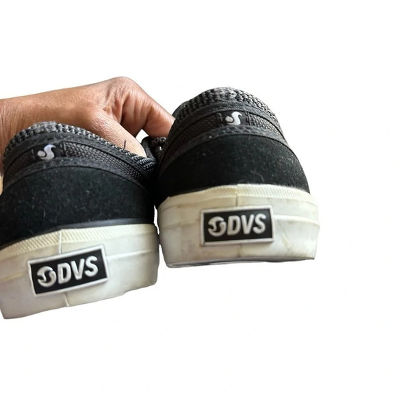 NWOT McClain Boys Canvas Low Top Skater Sneakers Size 5 - Picture 9 of 9